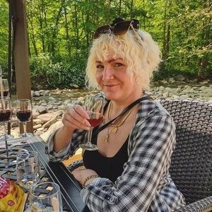 Meet your Posher, Mere